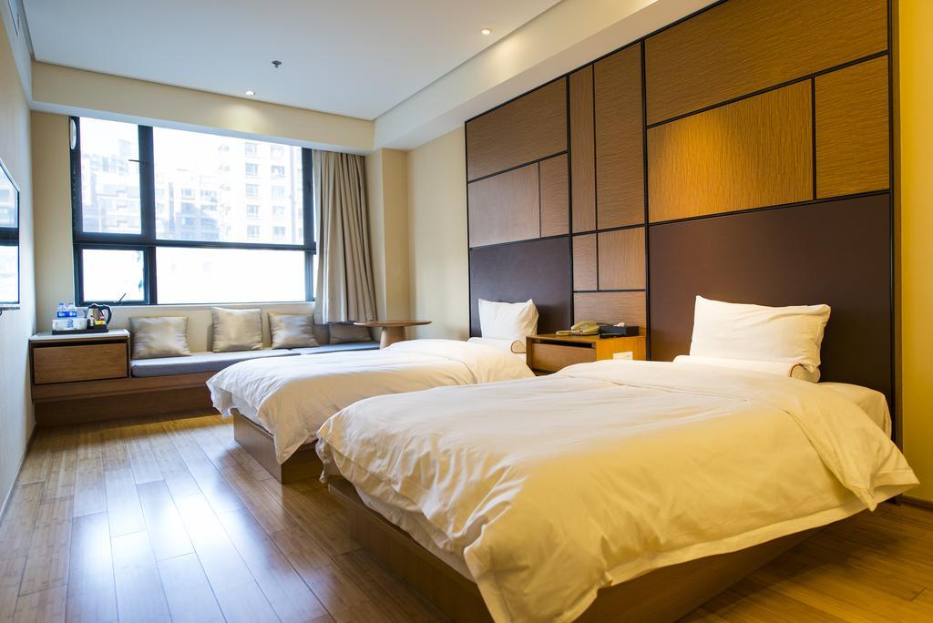 Ji Hotel Shanghai Xujiahui Szoba fotó