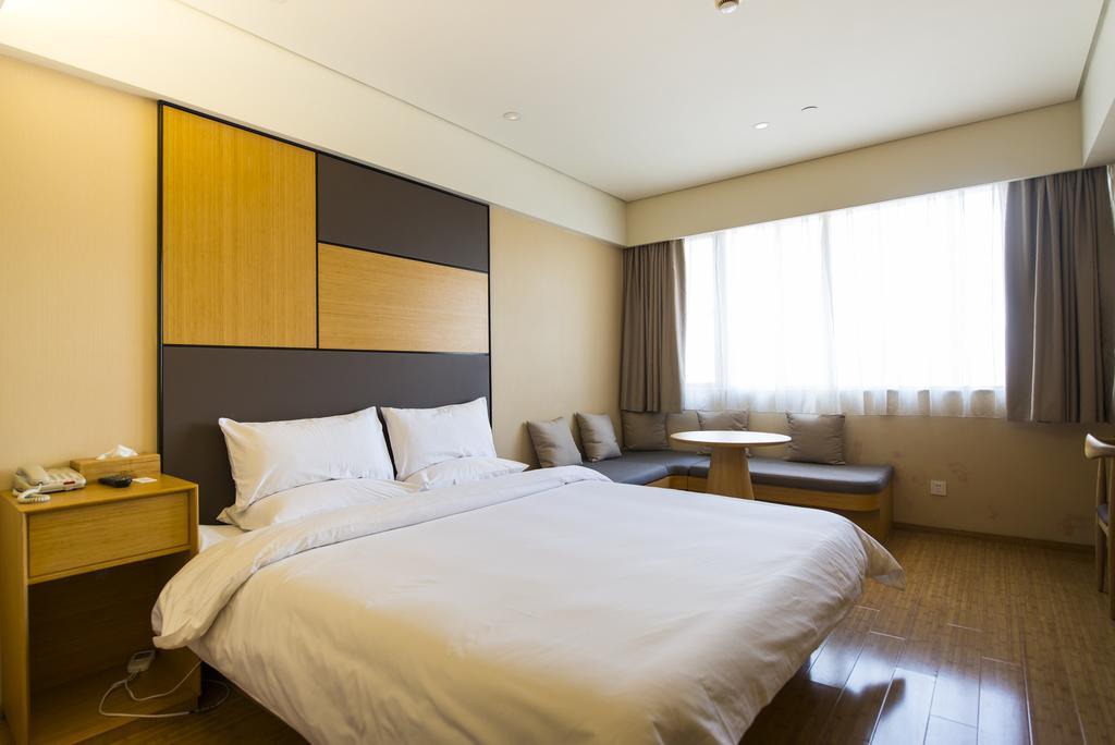 Ji Hotel Shanghai Xujiahui Kültér fotó